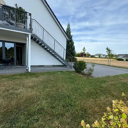 Lägenhet 2 Zi Mit Garten Und Terrasse *