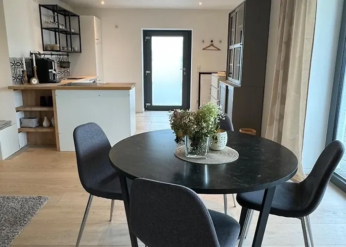 Apartament 2 Zi Mit Garten Und Terrasse